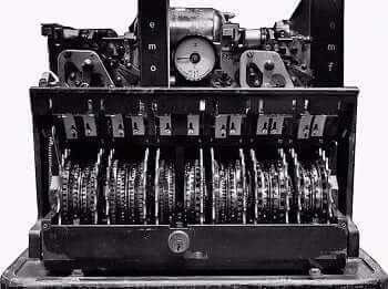 Black and white image of a Lorenz code machine from WW2